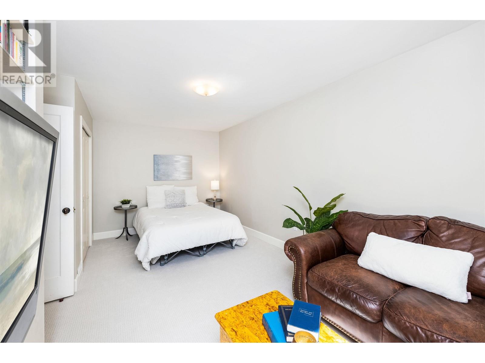 5005 Redonda Drive, North Vancouver, British Columbia  V7R 3K1 - Photo 32 - R2867490