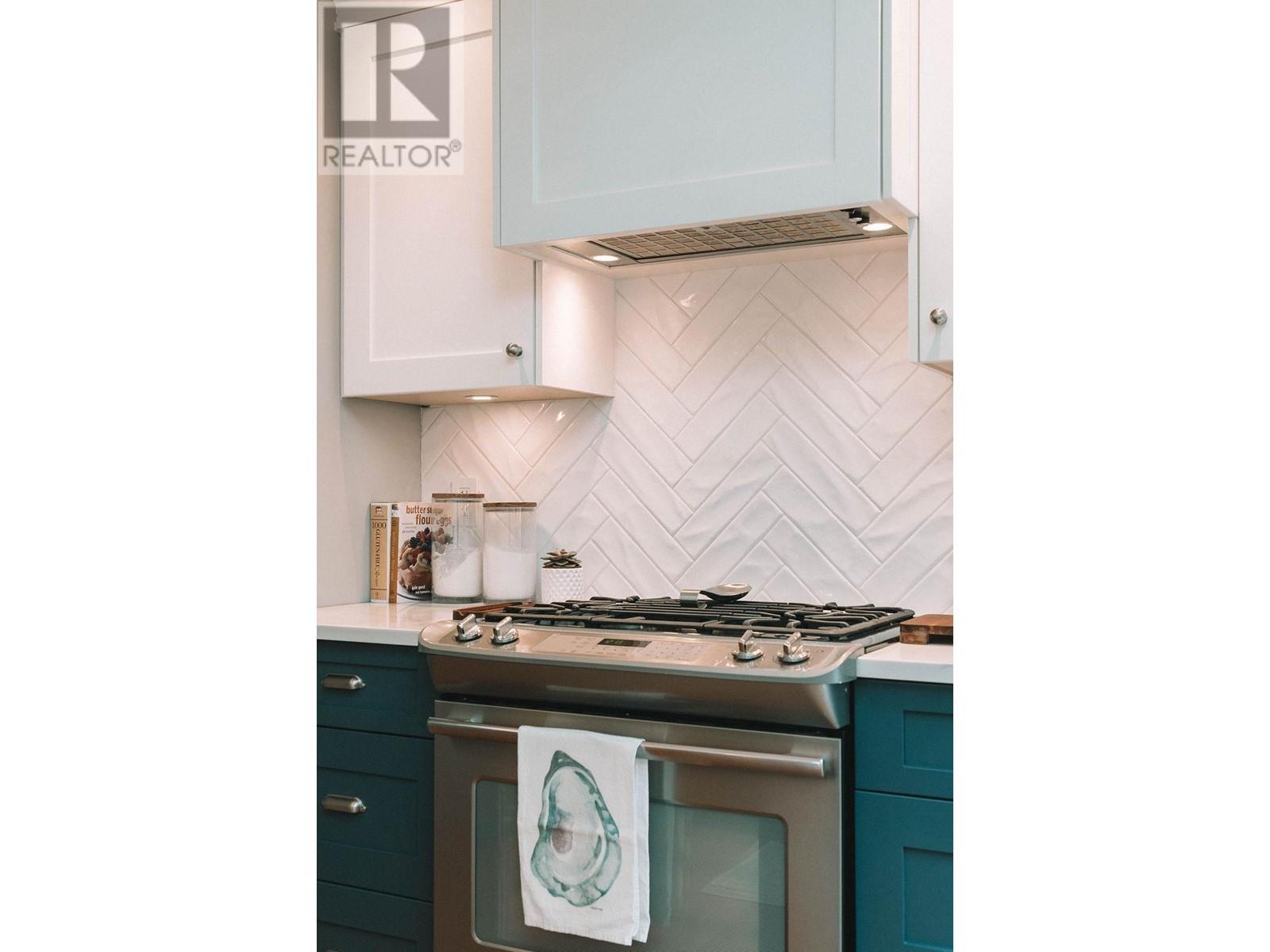 6 Bignall Bay, Port Moody, British Columbia  V3H 3N5 - Photo 6 - R2867495
