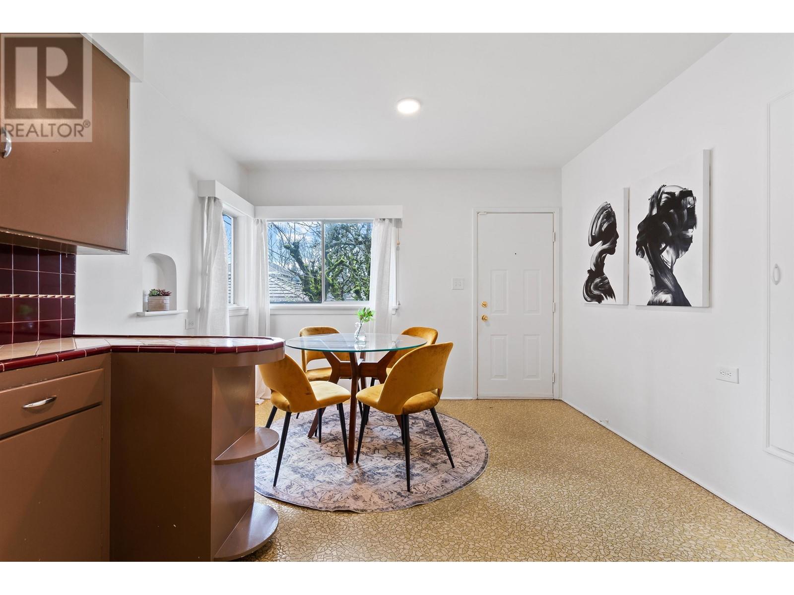 4855 Dumfries Street, Vancouver, British Columbia  V5N 3T8 - Photo 12 - R2867516
