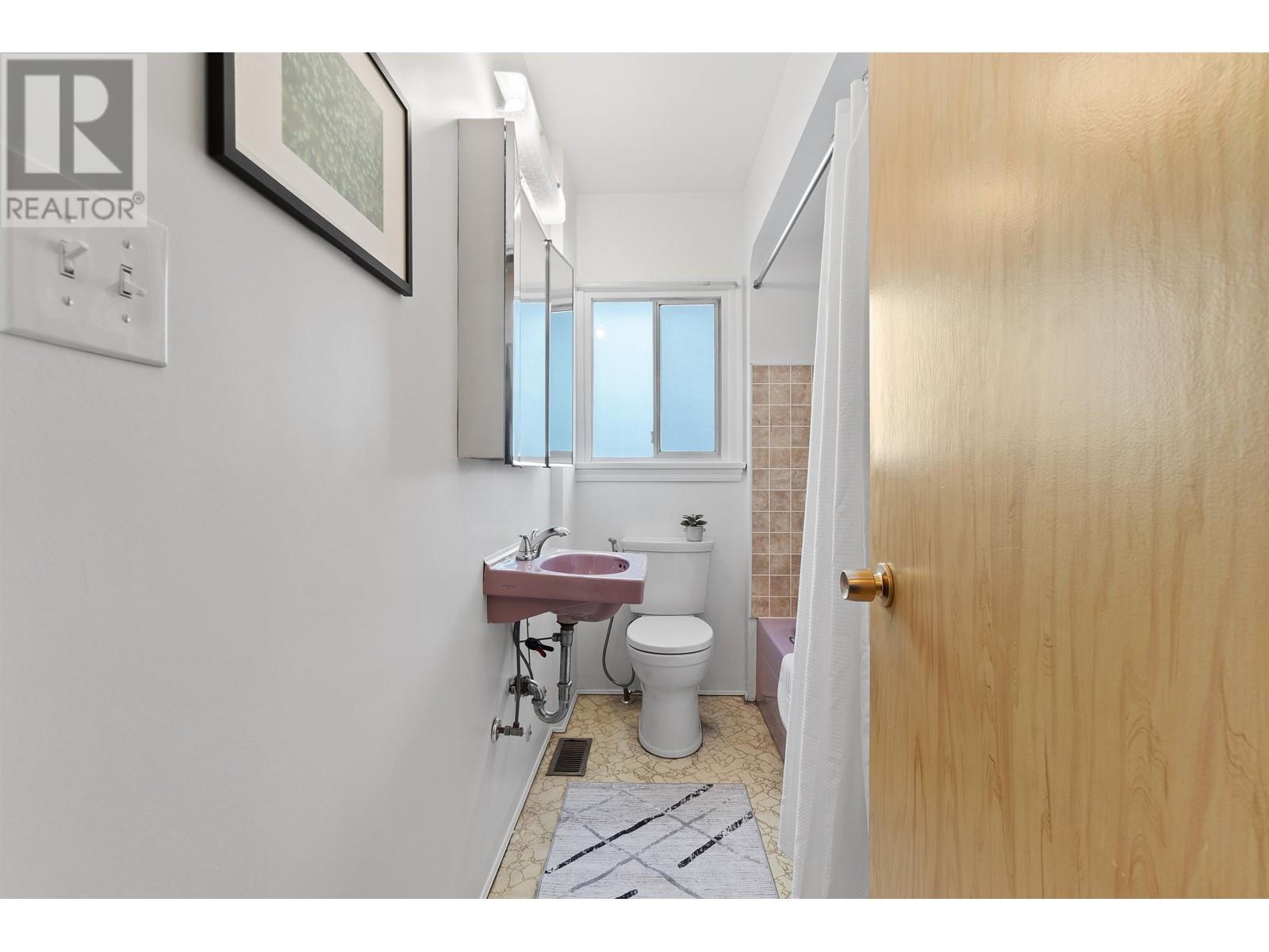4855 Dumfries Street, Vancouver, British Columbia  V5N 3T8 - Photo 18 - R2867516