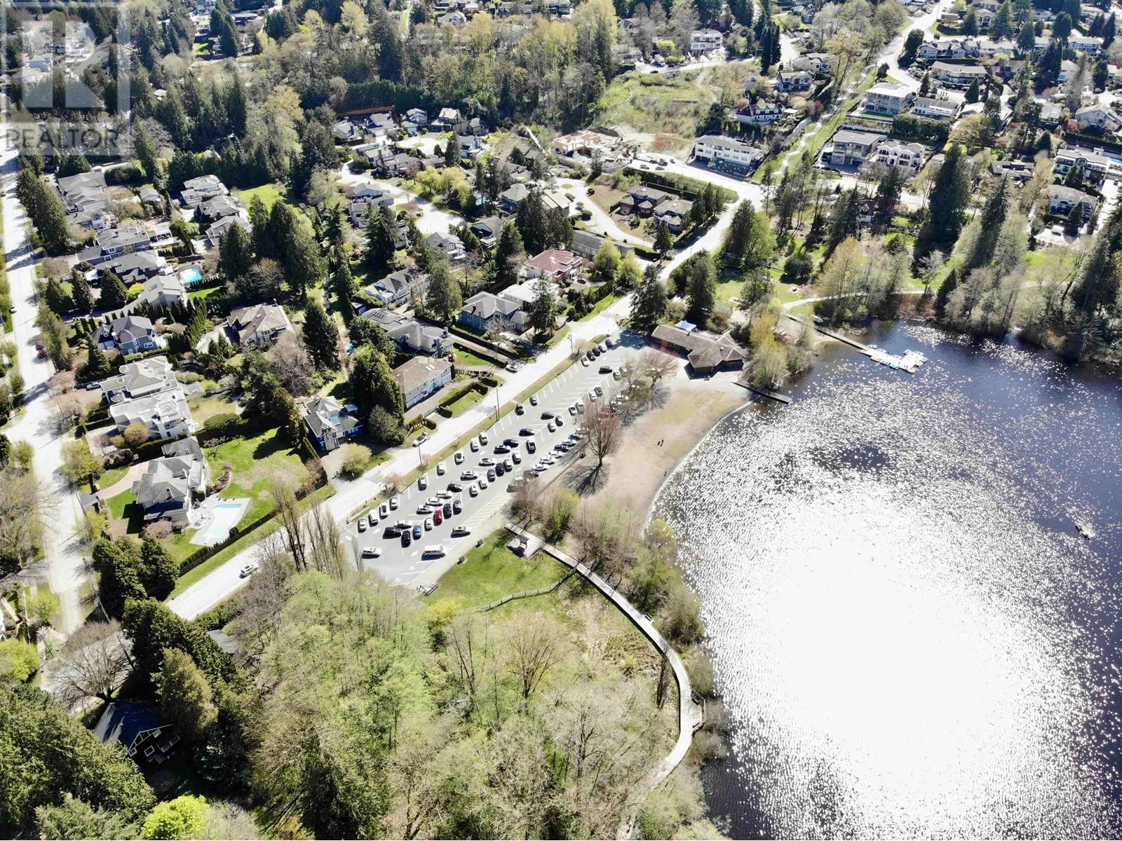 5280 Sperling Avenue, Burnaby, British Columbia  V5E 2T5 - Photo 3 - R2865692