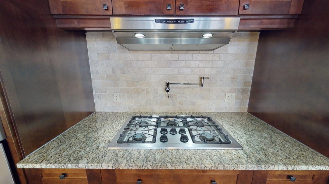 103b - 901 2nd Avenue, Fernie, British Columbia  V0B 1M0 - Photo 16 - 2476003