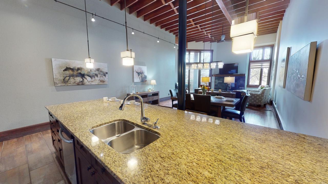 103b - 901 2nd Avenue, Fernie, British Columbia  V0B 1M0 - Photo 18 - 2476003