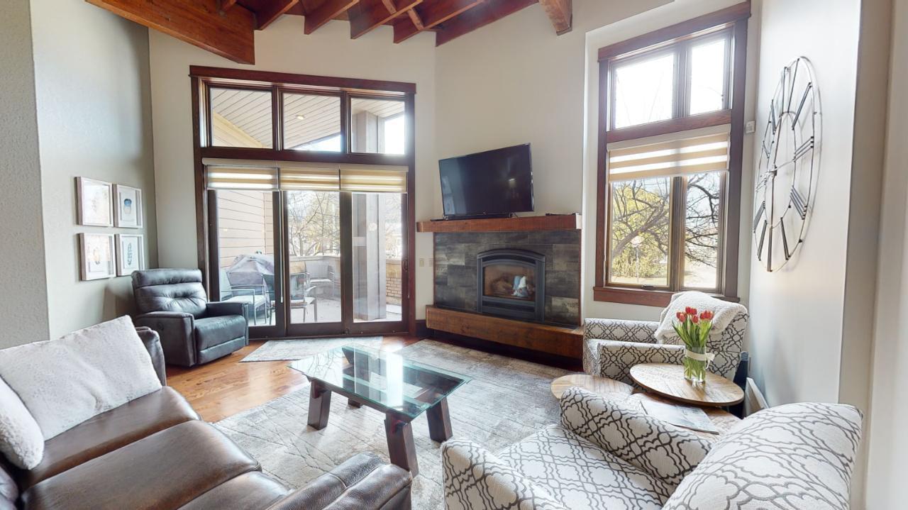 103b - 901 2nd Avenue, Fernie, British Columbia  V0B 1M0 - Photo 3 - 2476003