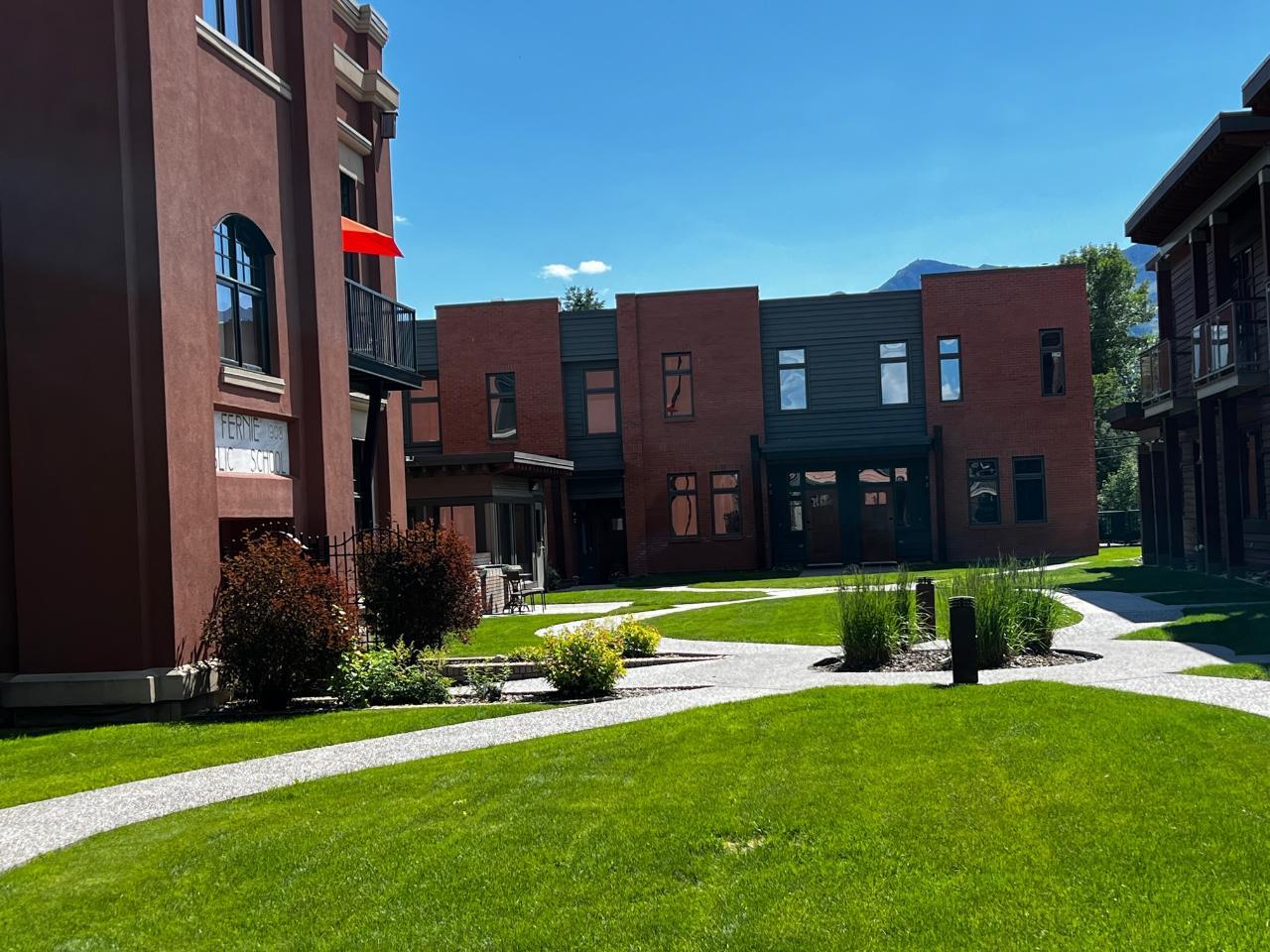 103b - 901 2nd Avenue, Fernie, British Columbia  V0B 1M0 - Photo 39 - 2476003