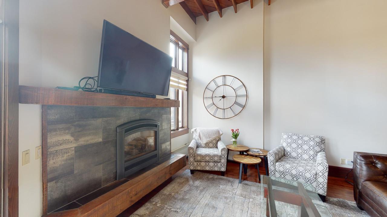 103b - 901 2nd Avenue, Fernie, British Columbia  V0B 1M0 - Photo 4 - 2476003