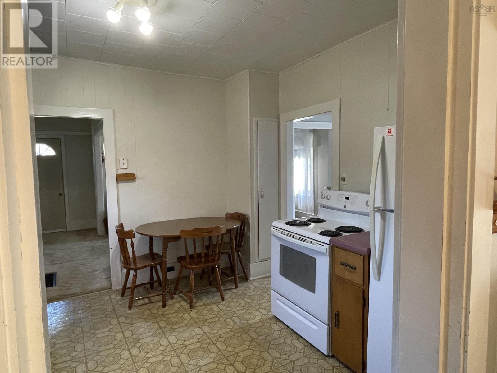 159 Fairmont Street, Mahone Bay, Nova Scotia  B0J 2E0 - Photo 12 - 202406487