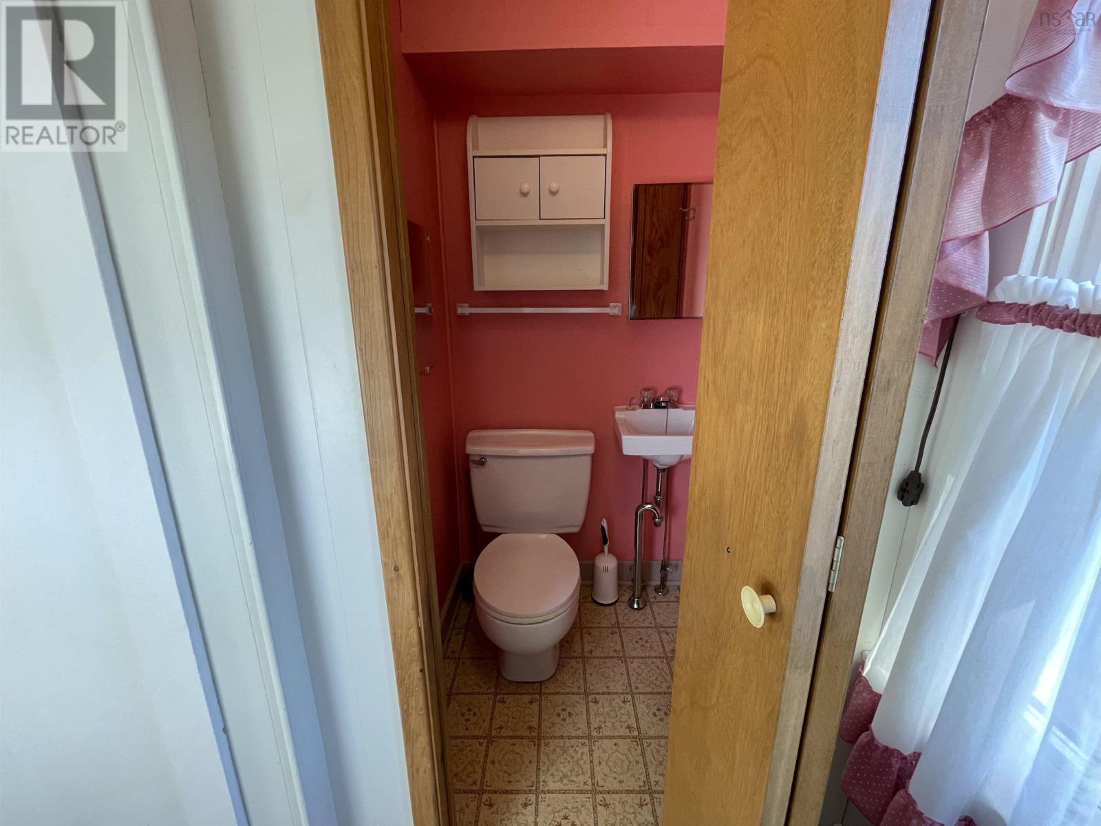 159 Fairmont Street, Mahone Bay, Nova Scotia  B0J 2E0 - Photo 25 - 202406487