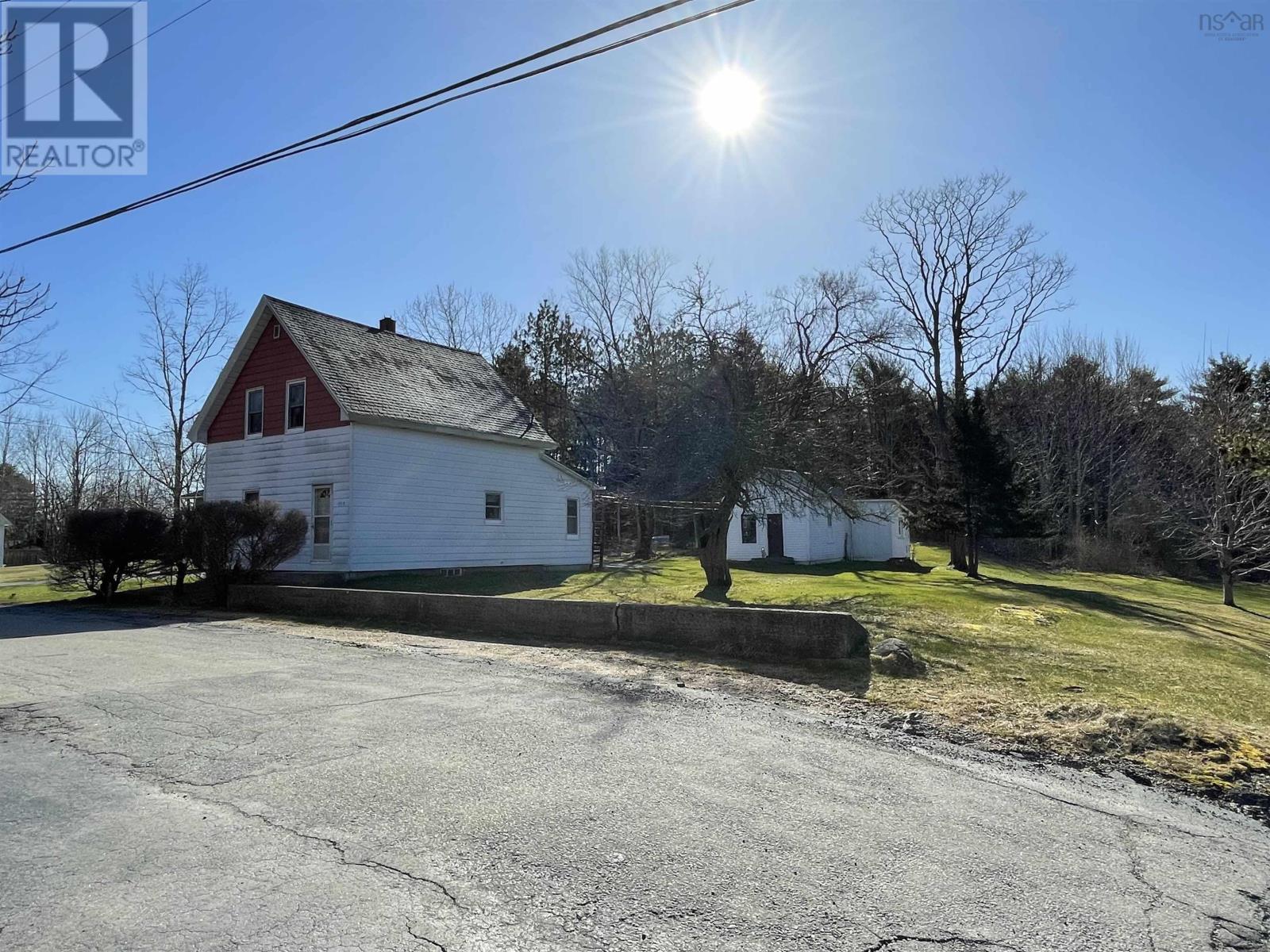 159 Fairmont Street, Mahone Bay, Nova Scotia  B0J 2E0 - Photo 4 - 202406487