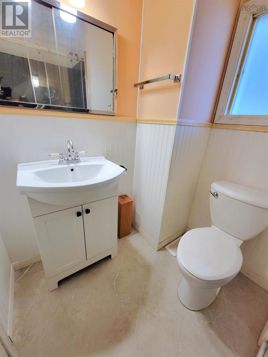 89 Main Street, Mahone Bay, Nova Scotia  B0J 2E0 - Photo 14 - 202406507