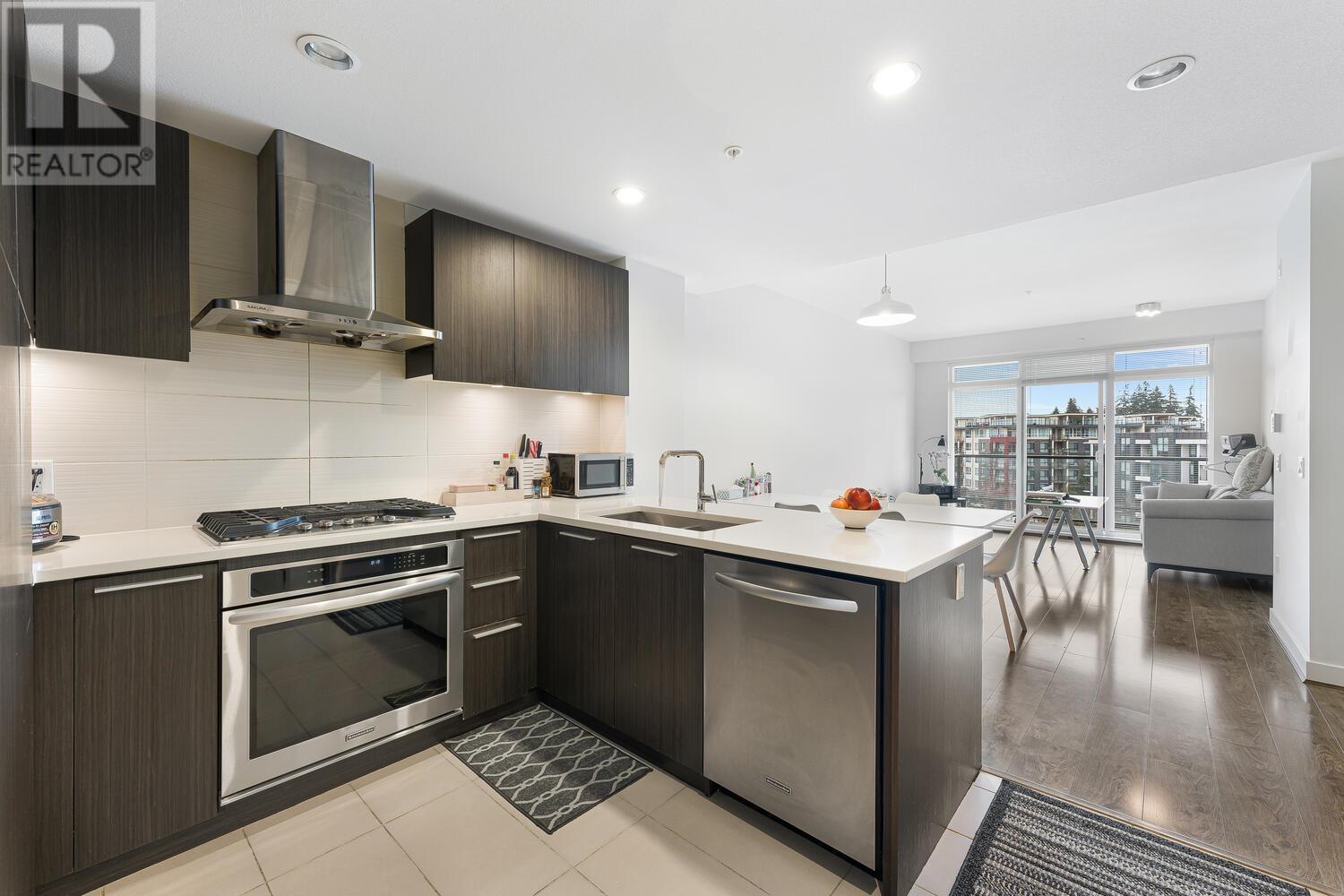 605 6033 Gray Avenue, Vancouver, British Columbia  V6S 0G3 - Photo 3 - R2867533