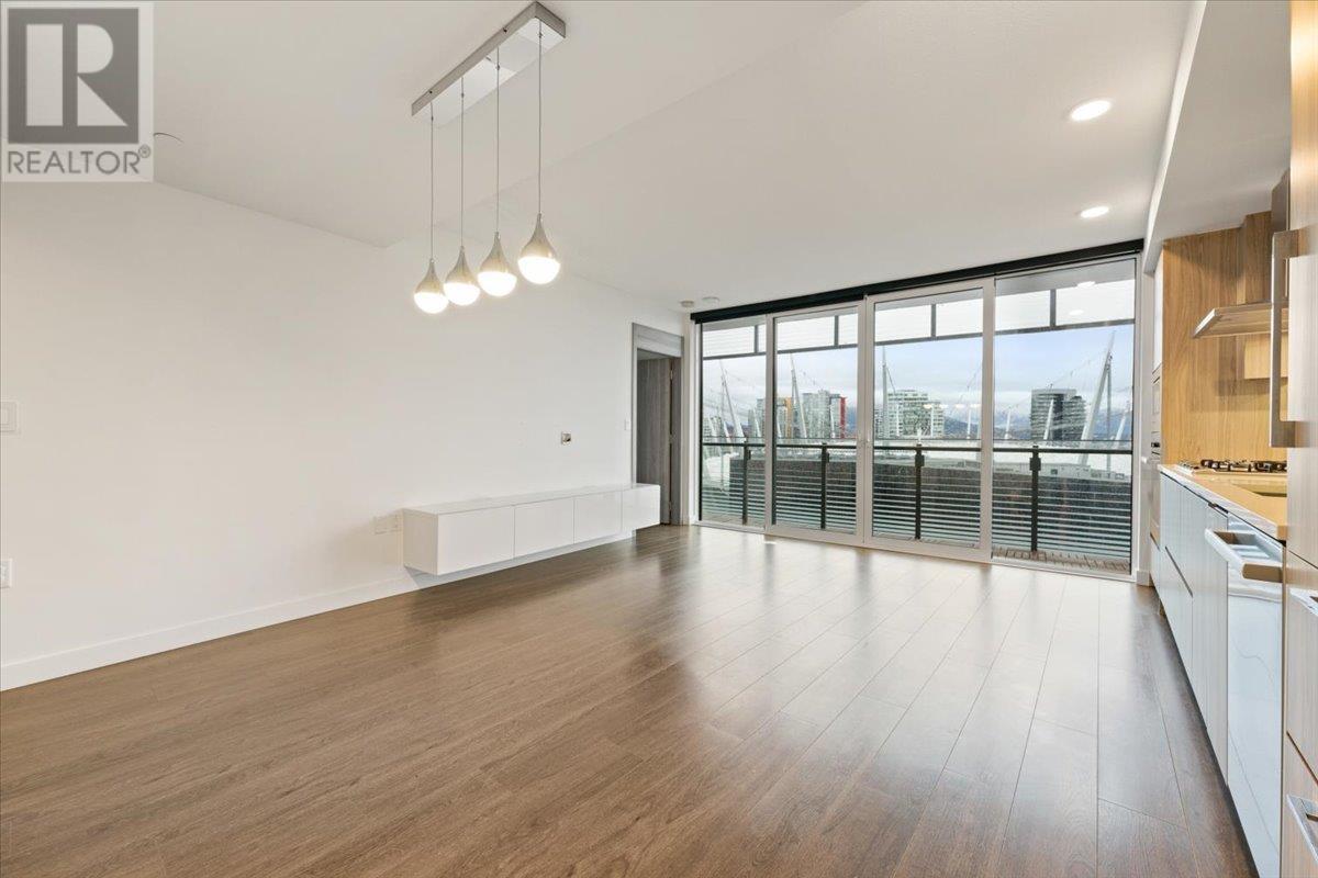 2206 89 Nelson Street, Vancouver, British Columbia  V6Z 0E7 - Photo 2 - R2867588