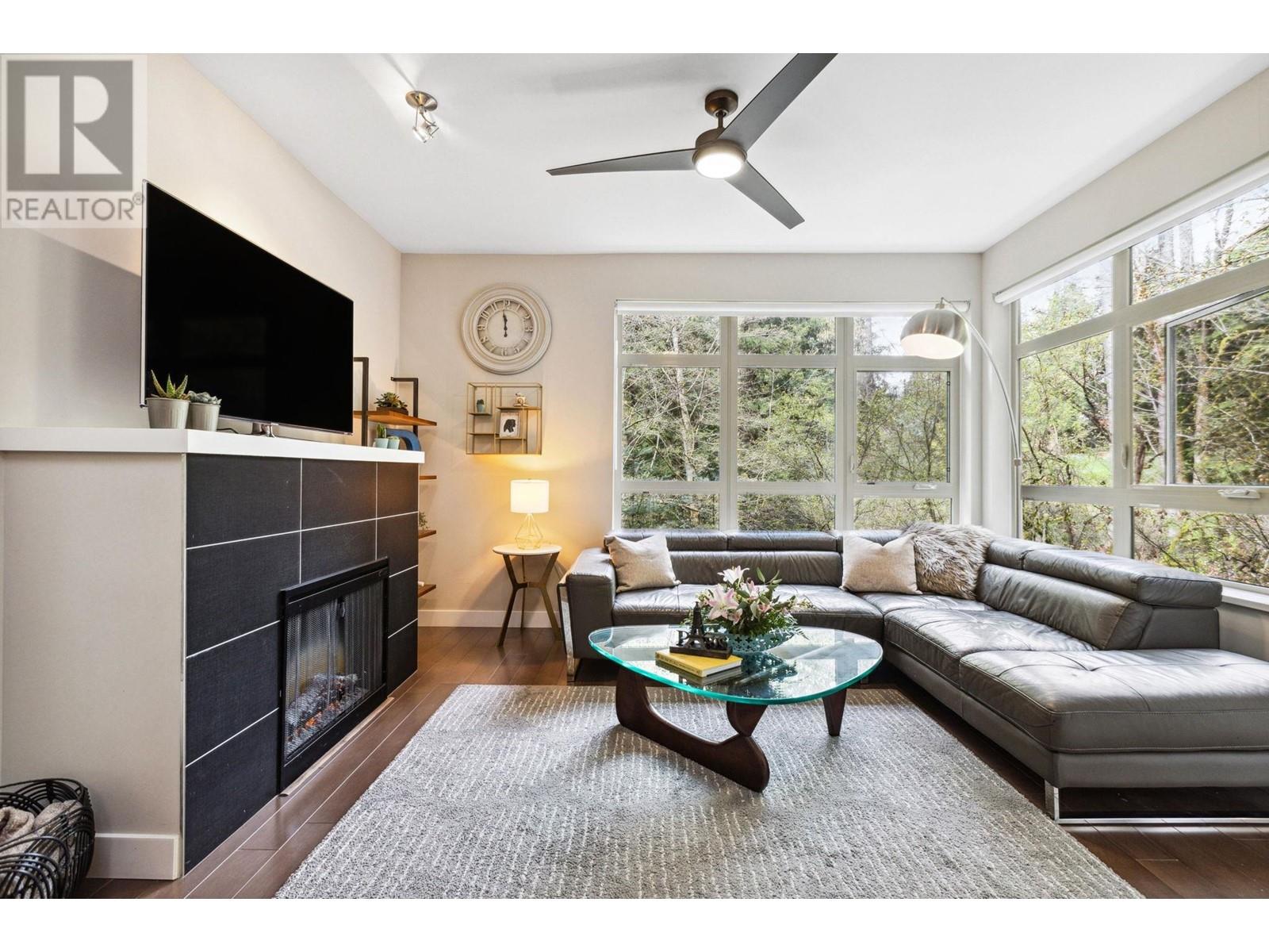 203 3294 Mt Seymour Parkway, North Vancouver, British Columbia  V7H 0B1 - Photo 3 - R2867619