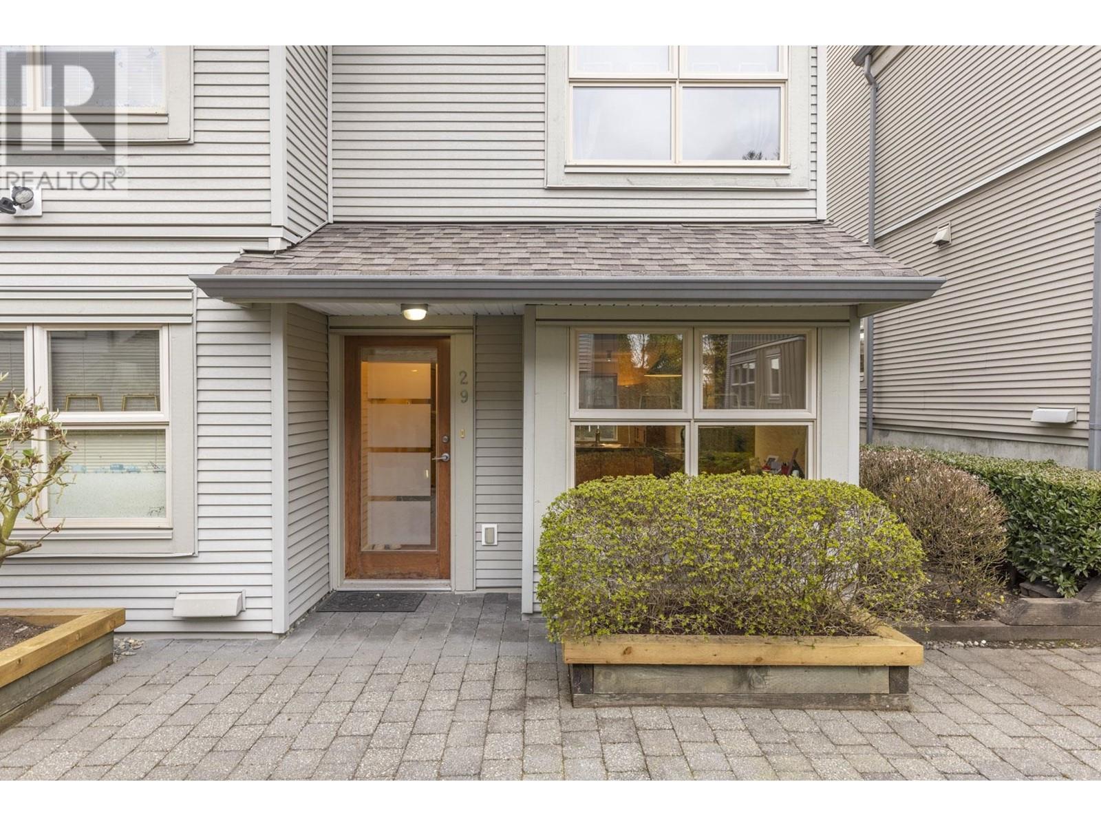 29 3855 Pender Street, Burnaby, British Columbia  V5C 1W5 - Photo 1 - R2867649