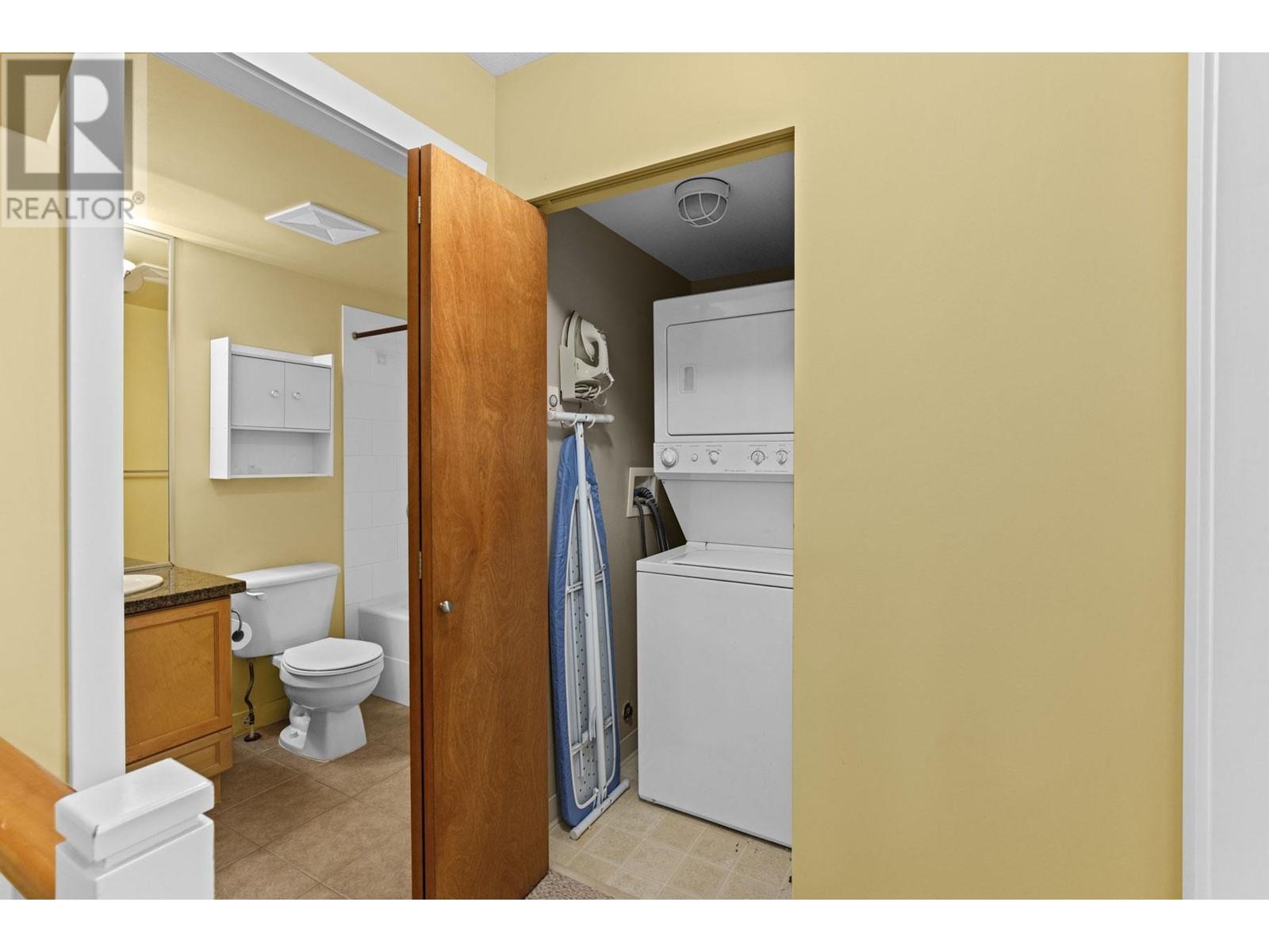 29 3855 Pender Street, Burnaby, British Columbia  V5C 1W5 - Photo 19 - R2867649