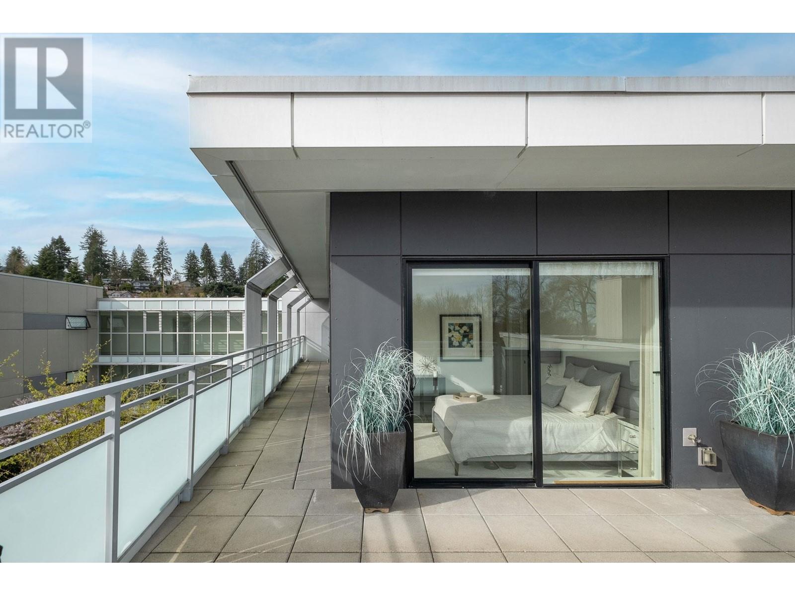 401 1061 Marine Drive, North Vancouver, British Columbia  V7P 1S6 - Photo 24 - R2867691