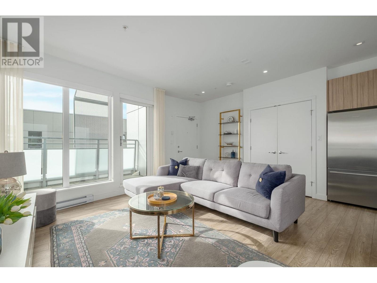 401 1061 Marine Drive, North Vancouver, British Columbia  V7P 1S6 - Photo 4 - R2867691