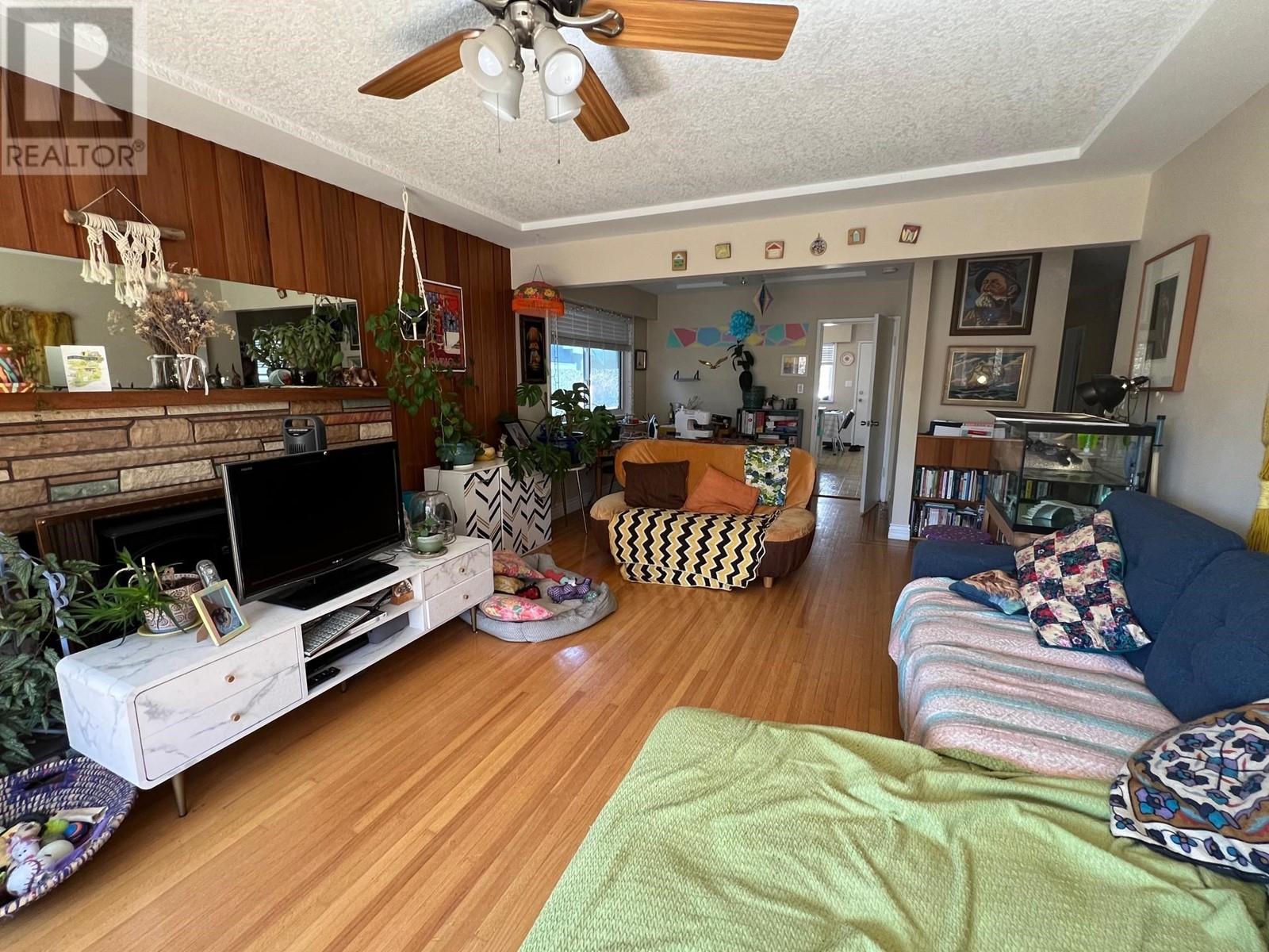 2585 Triumph Street, Vancouver, British Columbia  V5K 1S7 - Photo 5 - R2867582