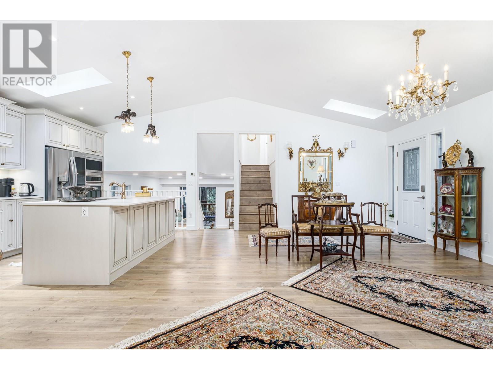 6780 Marine Drive, West Vancouver, British Columbia  V7W 2S9 - Photo 12 - R2867594