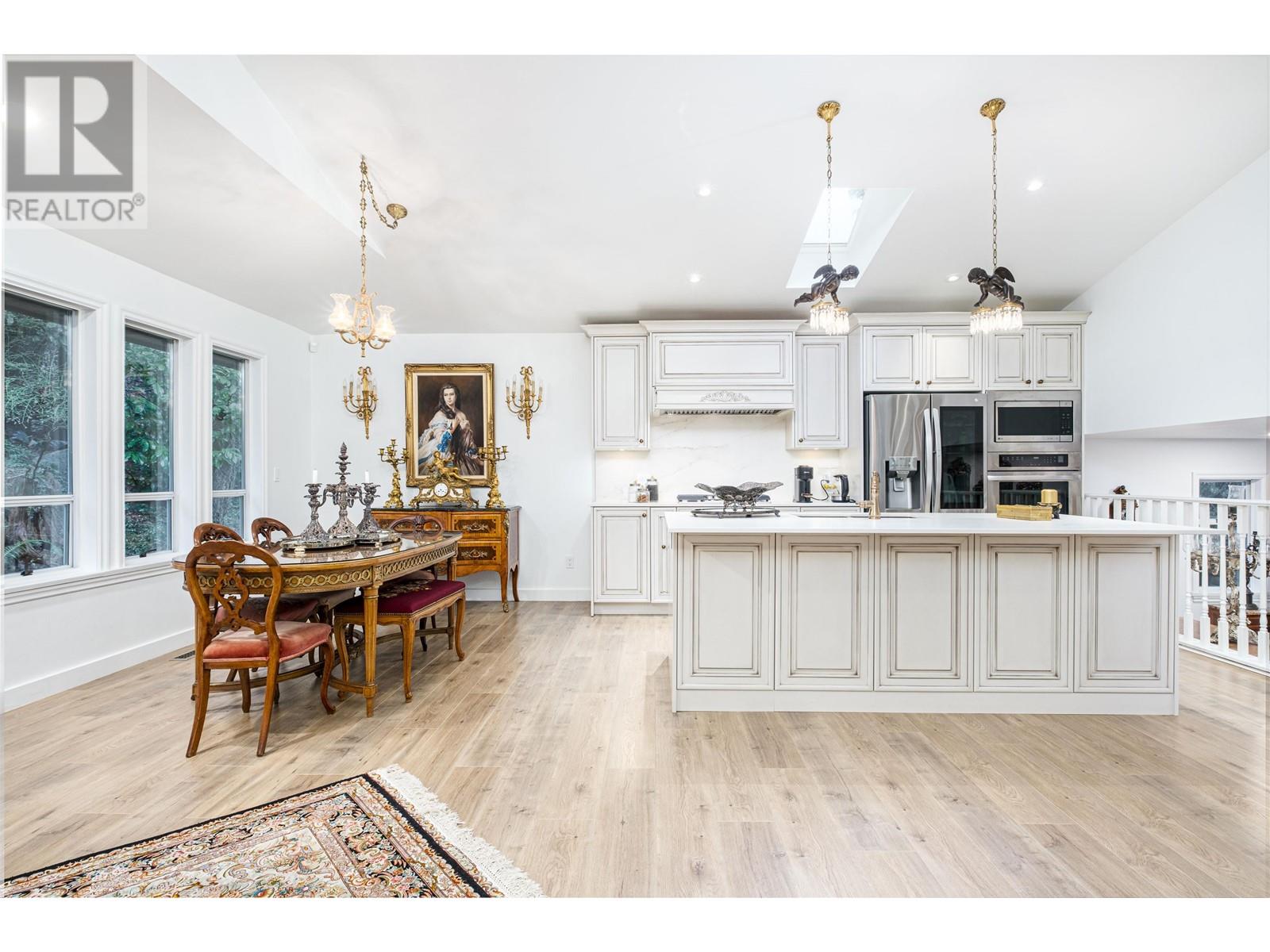 6780 Marine Drive, West Vancouver, British Columbia  V7W 2S9 - Photo 13 - R2867594