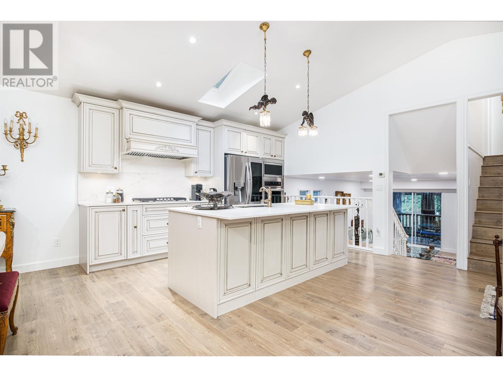 6780 Marine Drive, West Vancouver, British Columbia  V7W 2S9 - Photo 15 - R2867594