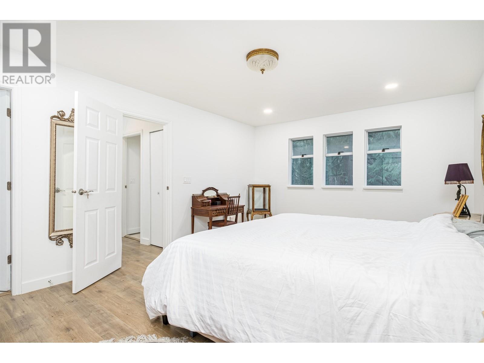 6780 Marine Drive, West Vancouver, British Columbia  V7W 2S9 - Photo 19 - R2867594