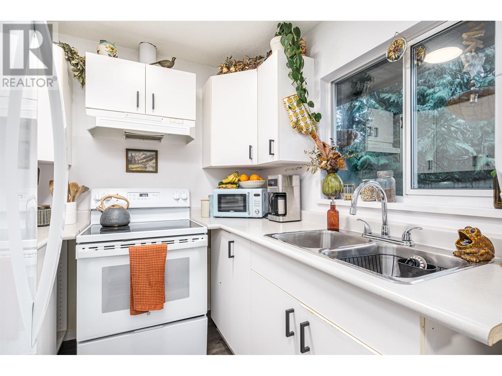 6780 Marine Drive, West Vancouver, British Columbia  V7W 2S9 - Photo 34 - R2867594