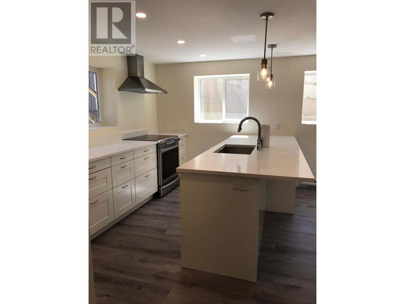 727 Linton Street, Coquitlam, British Columbia  V3J 6K4 - Photo 33 - R2867624