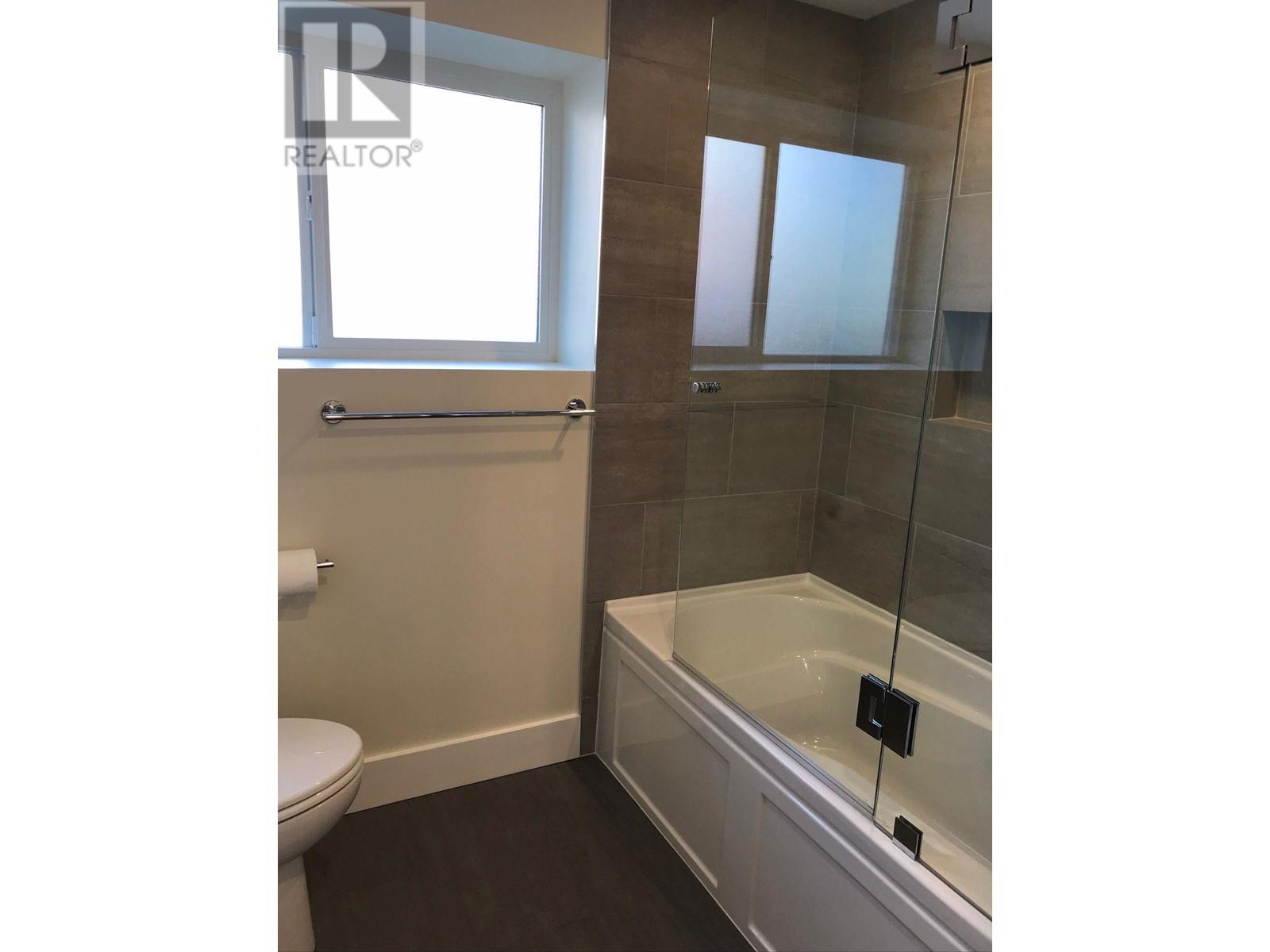 727 Linton Street, Coquitlam, British Columbia  V3J 6K4 - Photo 36 - R2867624