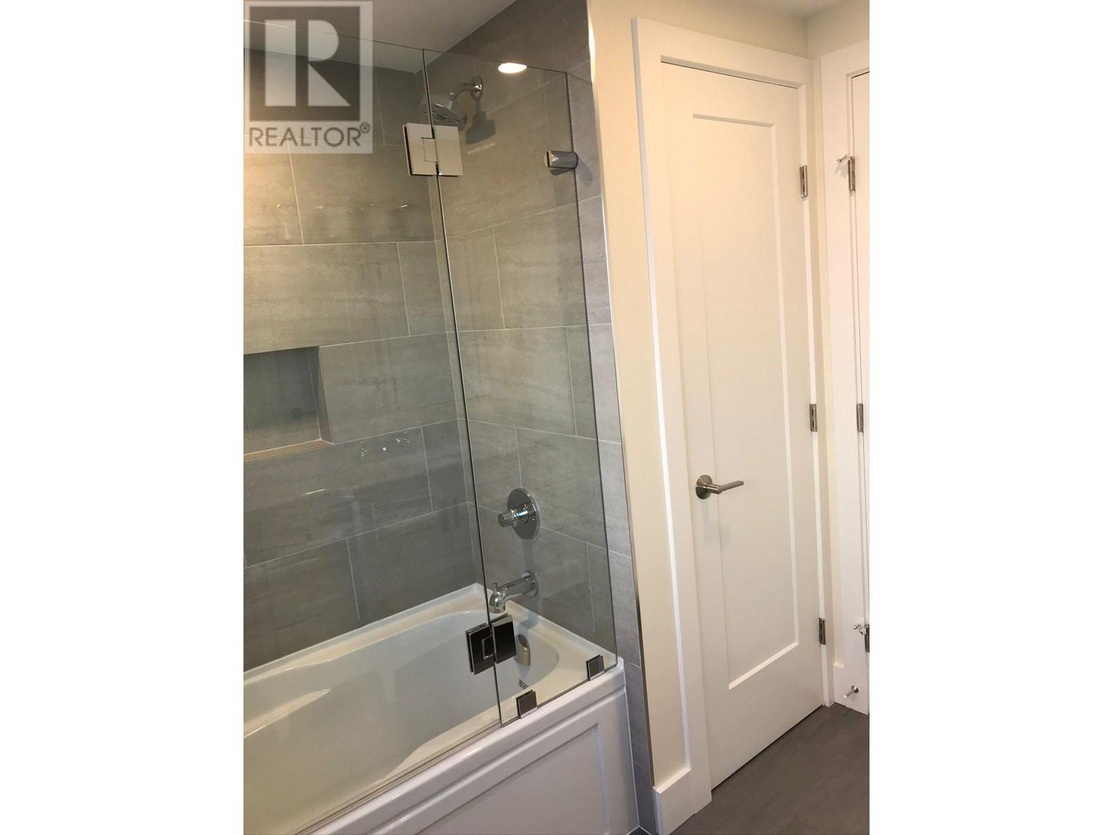 727 Linton Street, Coquitlam, British Columbia  V3J 6K4 - Photo 37 - R2867624