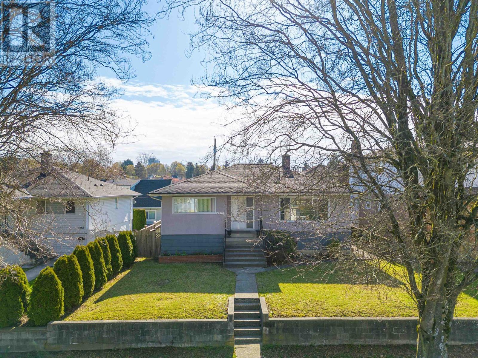 4670 Todd Street, Vancouver, British Columbia  V5R 3P8 - Photo 1 - R2867630