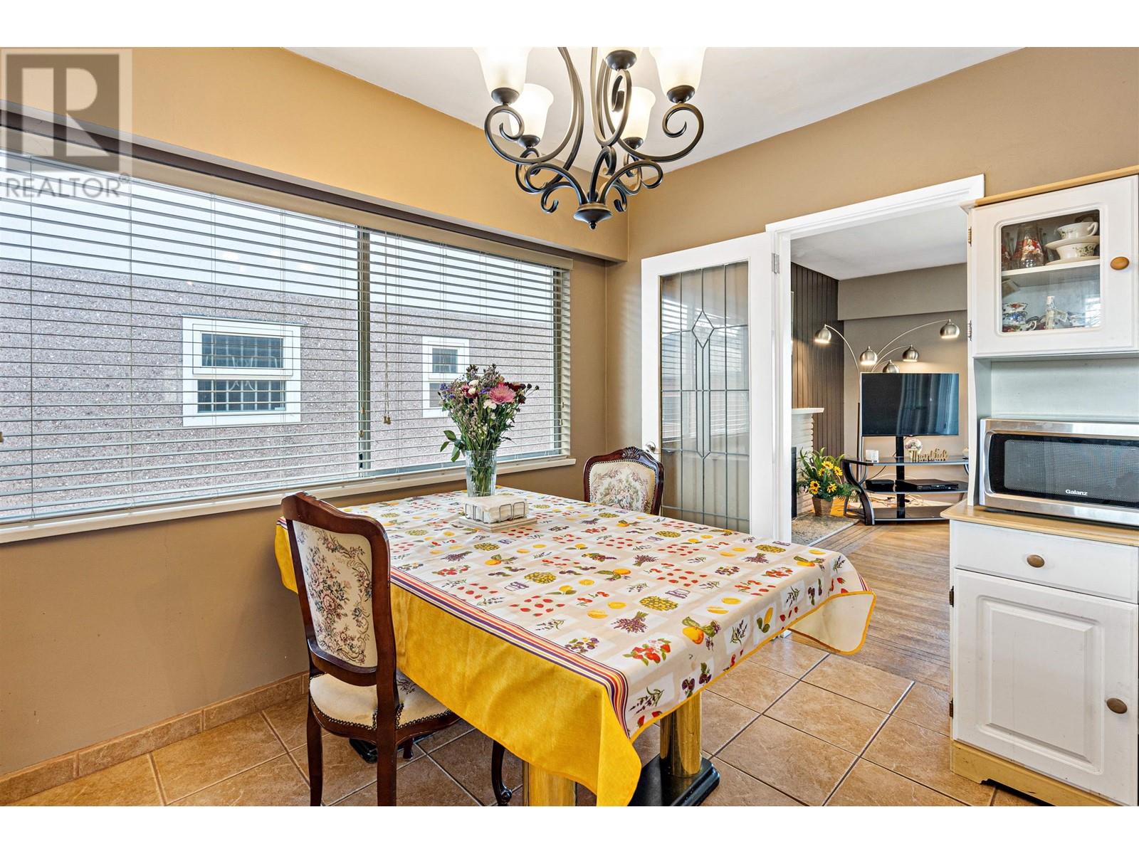 4670 Todd Street, Vancouver, British Columbia  V5R 3P8 - Photo 7 - R2867630