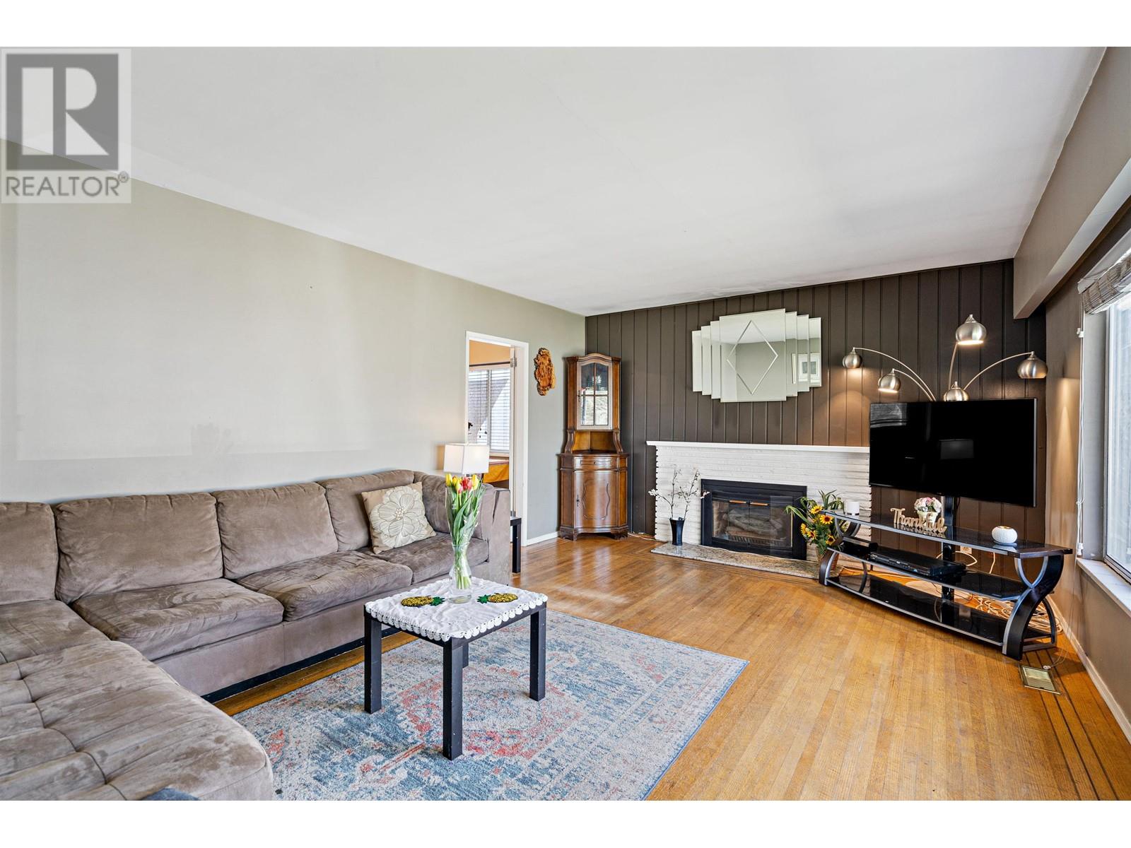 4670 Todd Street, Vancouver, British Columbia  V5R 3P8 - Photo 9 - R2867630