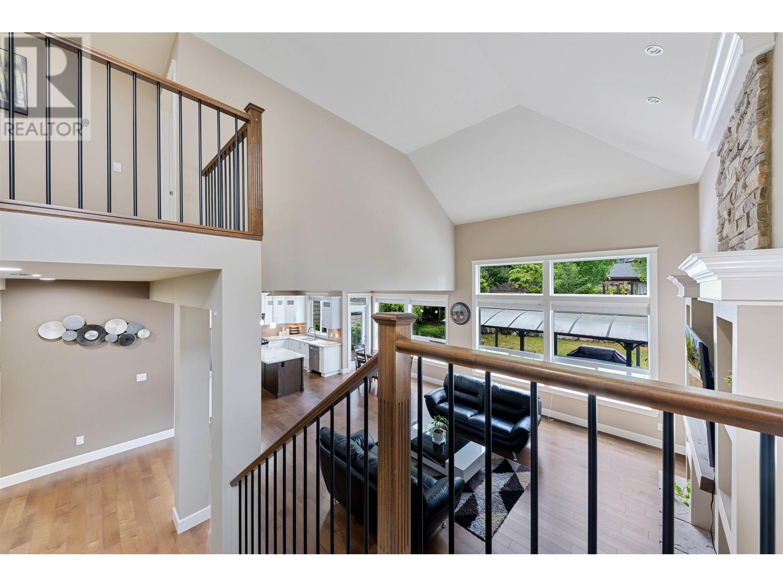 1485 Southview Street, Coquitlam, British Columbia  V3E 0E3 - Photo 14 - R2867682