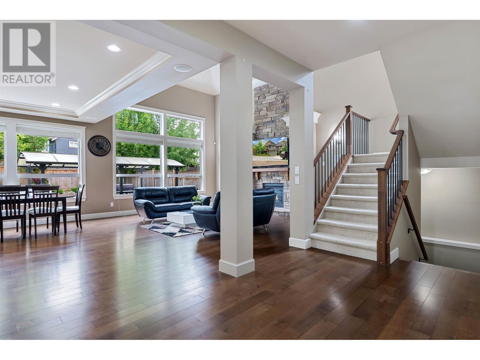 1485 Southview Street, Coquitlam, British Columbia  V3E 0E3 - Photo 7 - R2867682