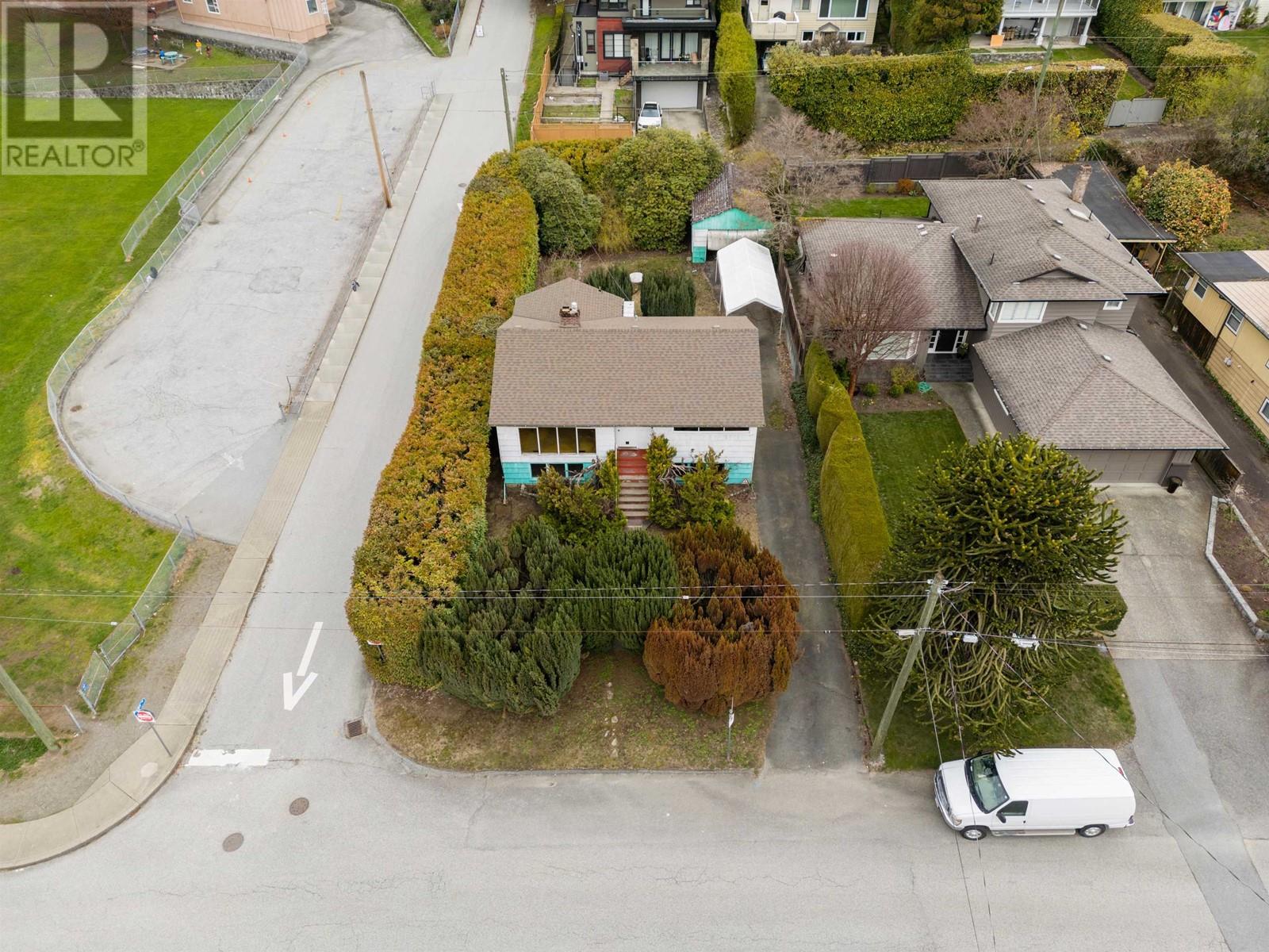 1195 Kings Avenue, West Vancouver, British Columbia  V7T 2C2 - Photo 34 - R2867714