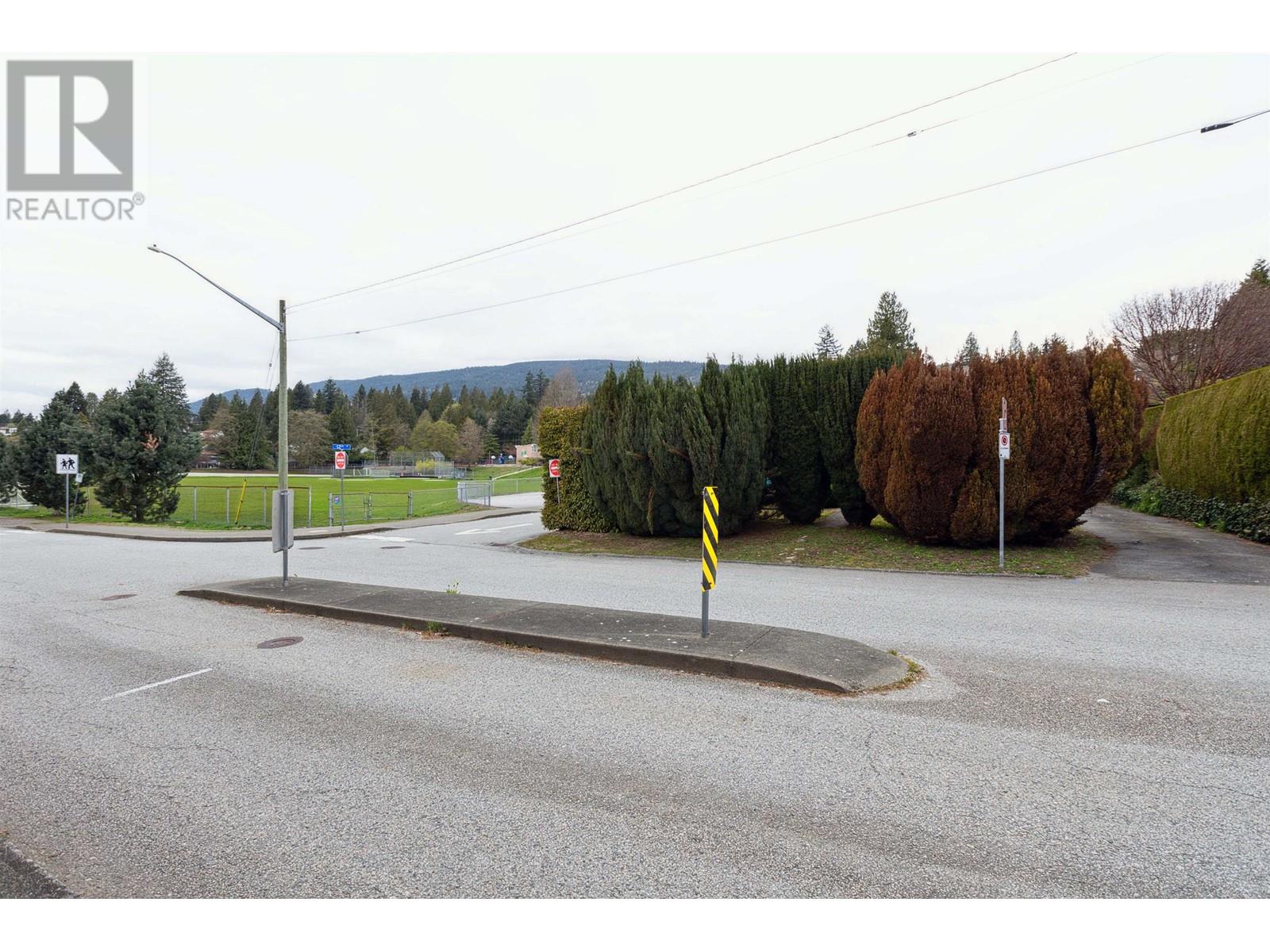 1195 Kings Avenue, West Vancouver, British Columbia  V7T 2C2 - Photo 35 - R2867714