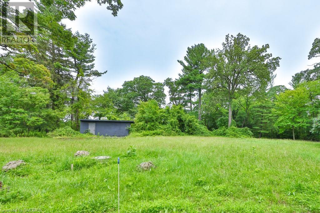 2070 Heartwood Court, Mississauga, Ontario  L5C 4P7 - Photo 4 - 40568200