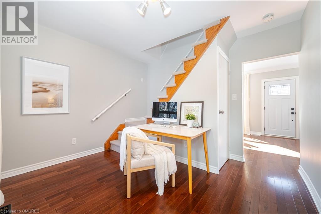 31 East 19th Street, Hamilton, Ontario  L9A 4R9 - Photo 12 - 40567808