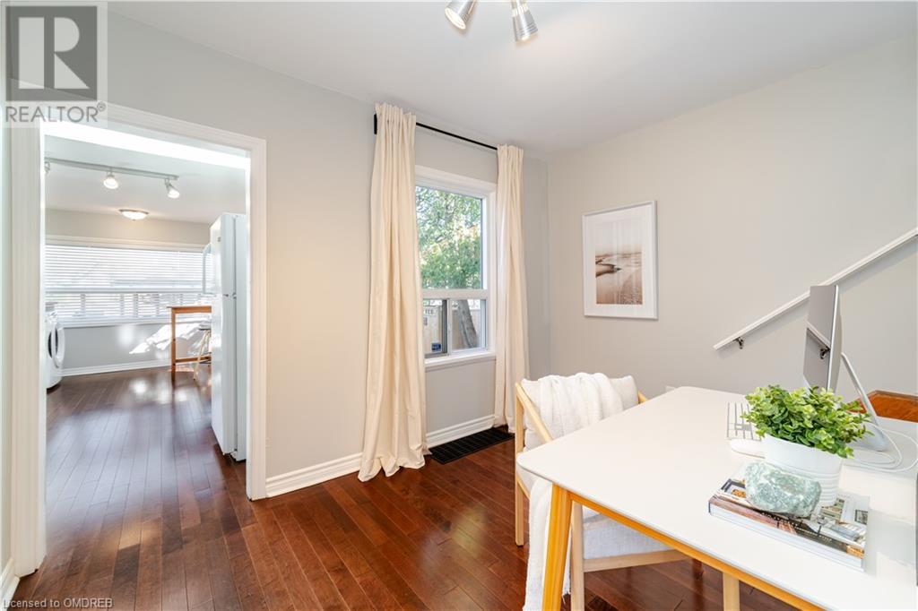 31 East 19th Street, Hamilton, Ontario  L9A 4R9 - Photo 13 - 40567808