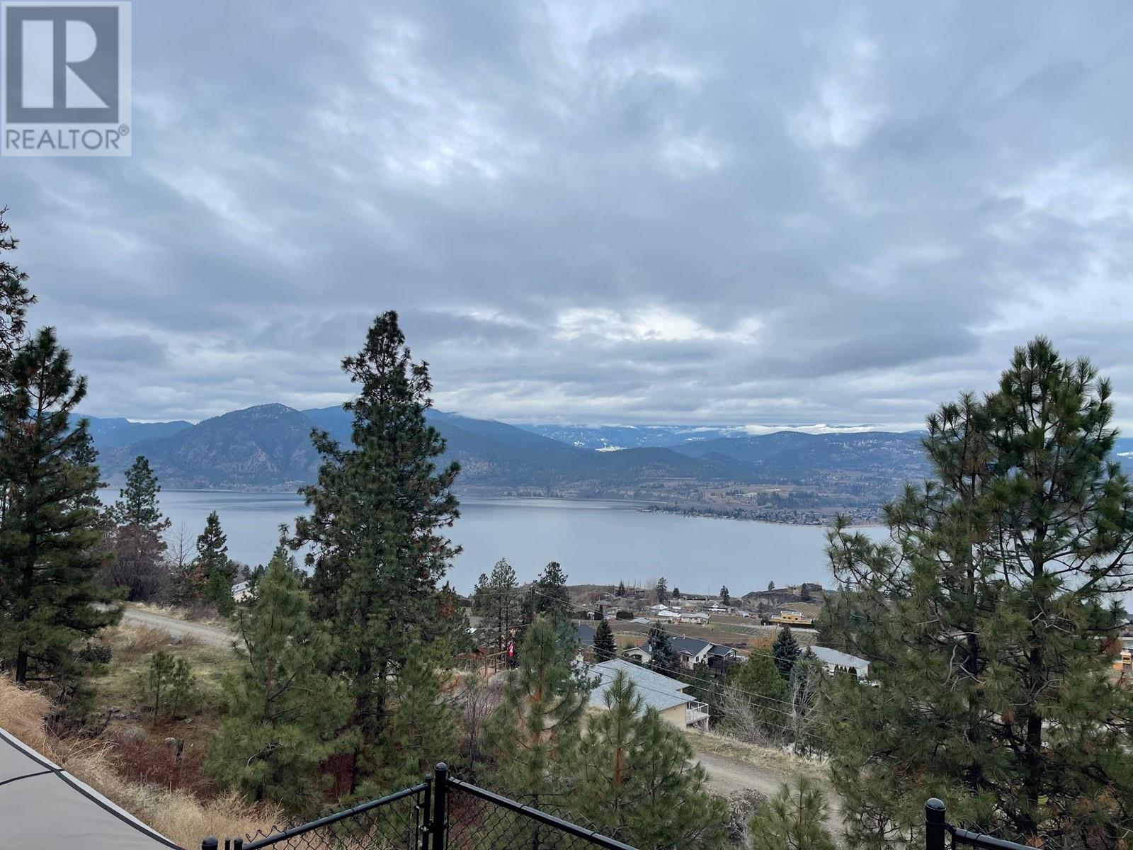 2711 Workman Place, Naramata  by Norm Davies Okanagan Real Estate 2711 Workman Place, Naramata