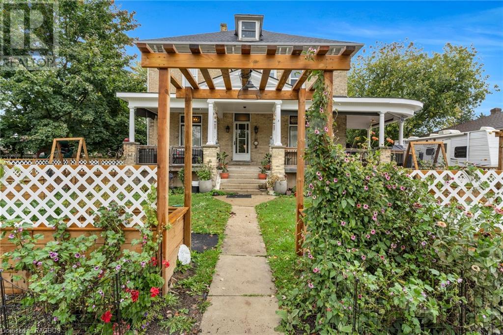 3 Clarke Street S, Clifford, Ontario  N0G 1M0 - Photo 3 - 40493896