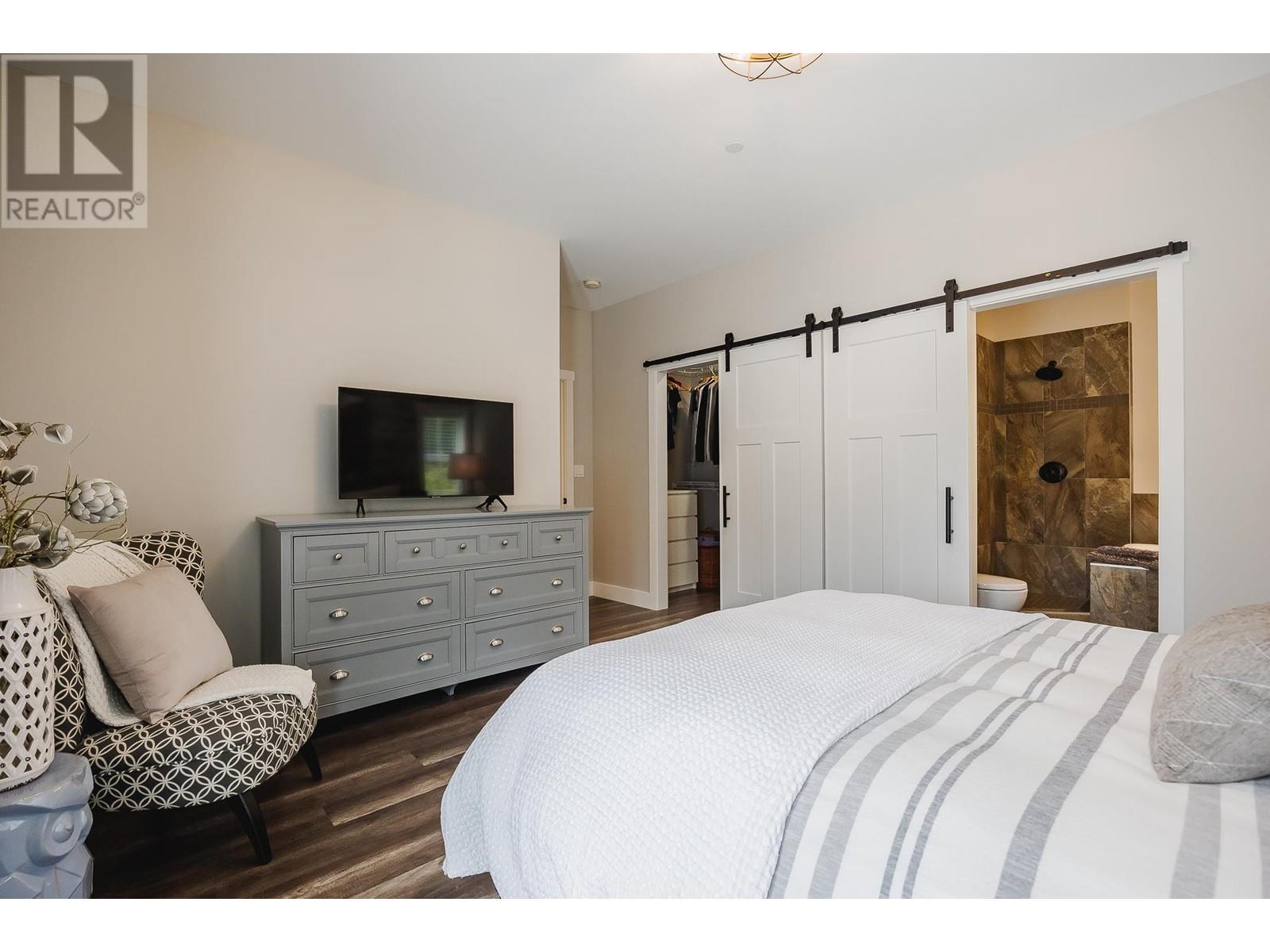 12240 Mcnutt Road, Maple Ridge, British Columbia  V2W 1N6 - Photo 12 - R2867702