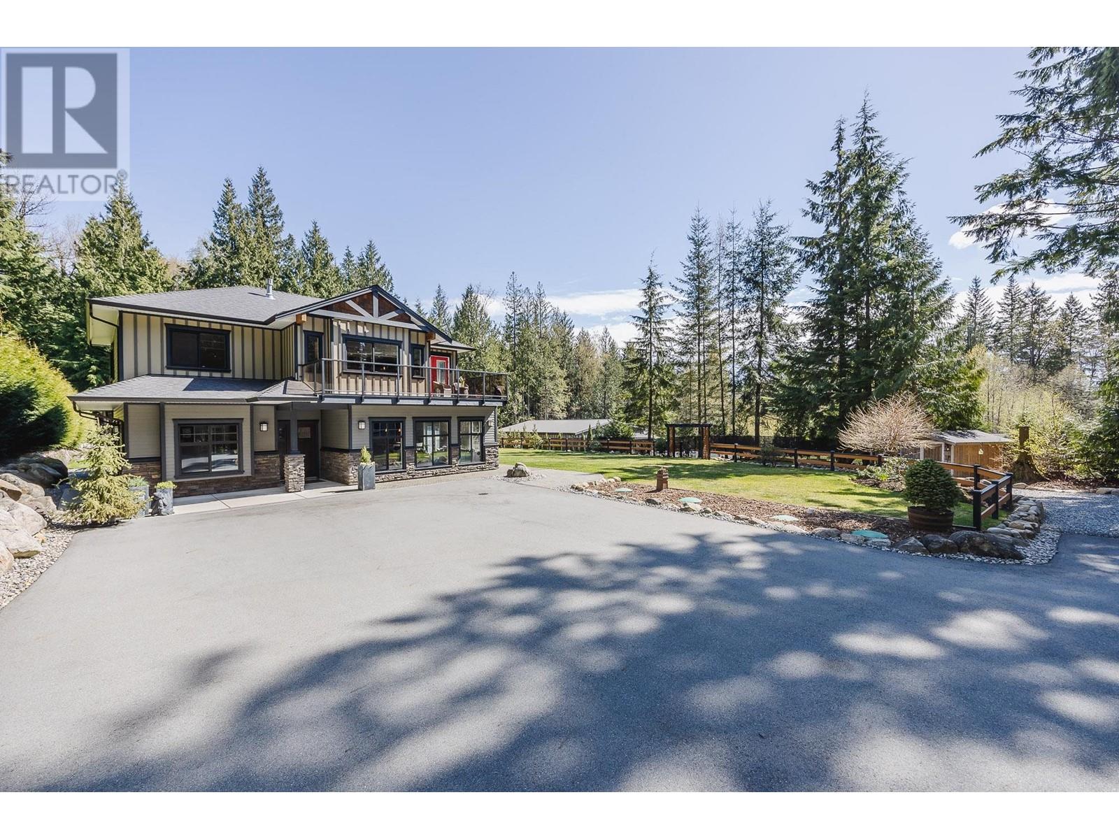 12240 Mcnutt Road, Maple Ridge, British Columbia  V2W 1N6 - Photo 3 - R2867702