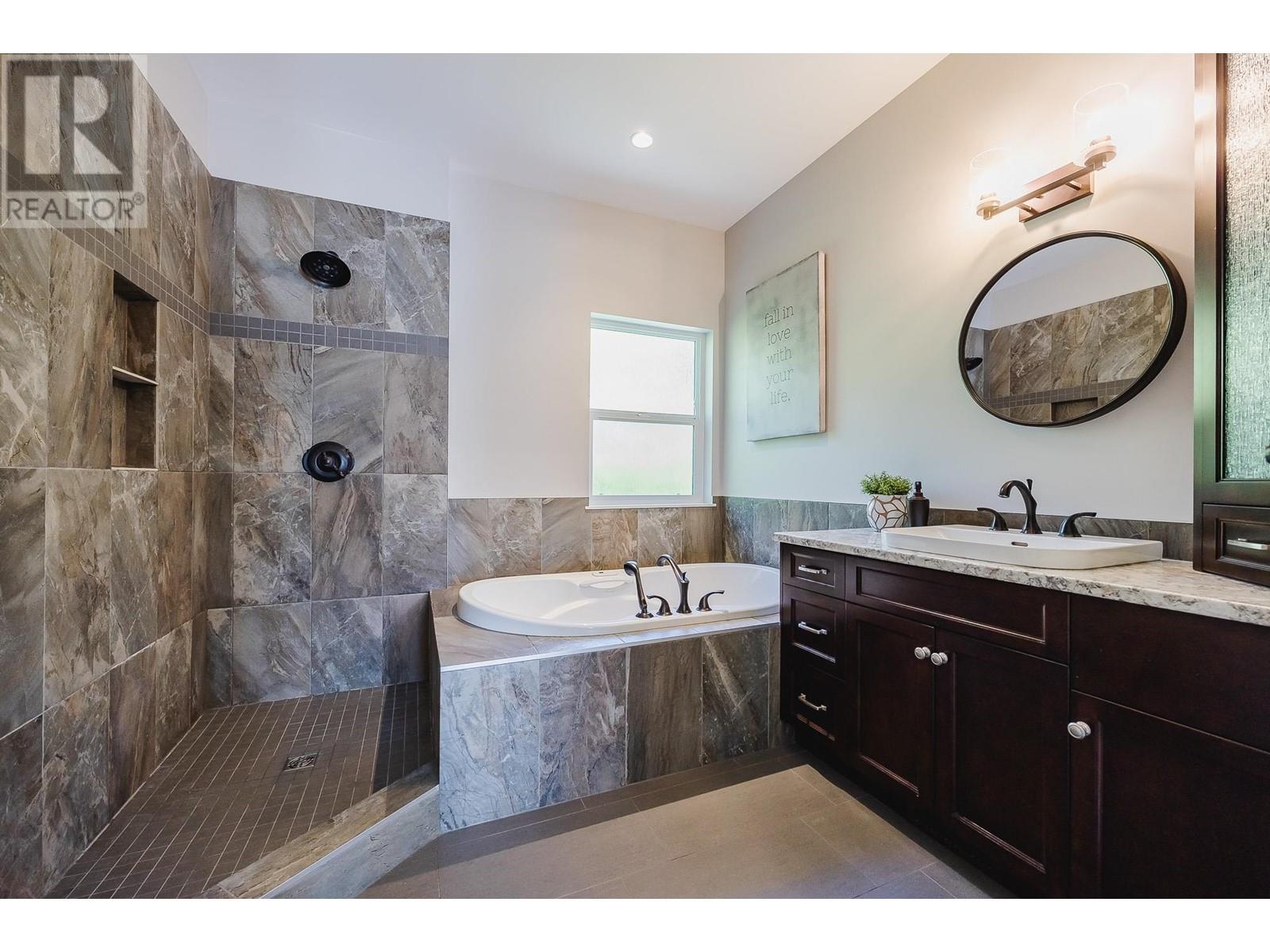 12240 Mcnutt Road, Maple Ridge, British Columbia  V2W 1N6 - Photo 14 - R2867702