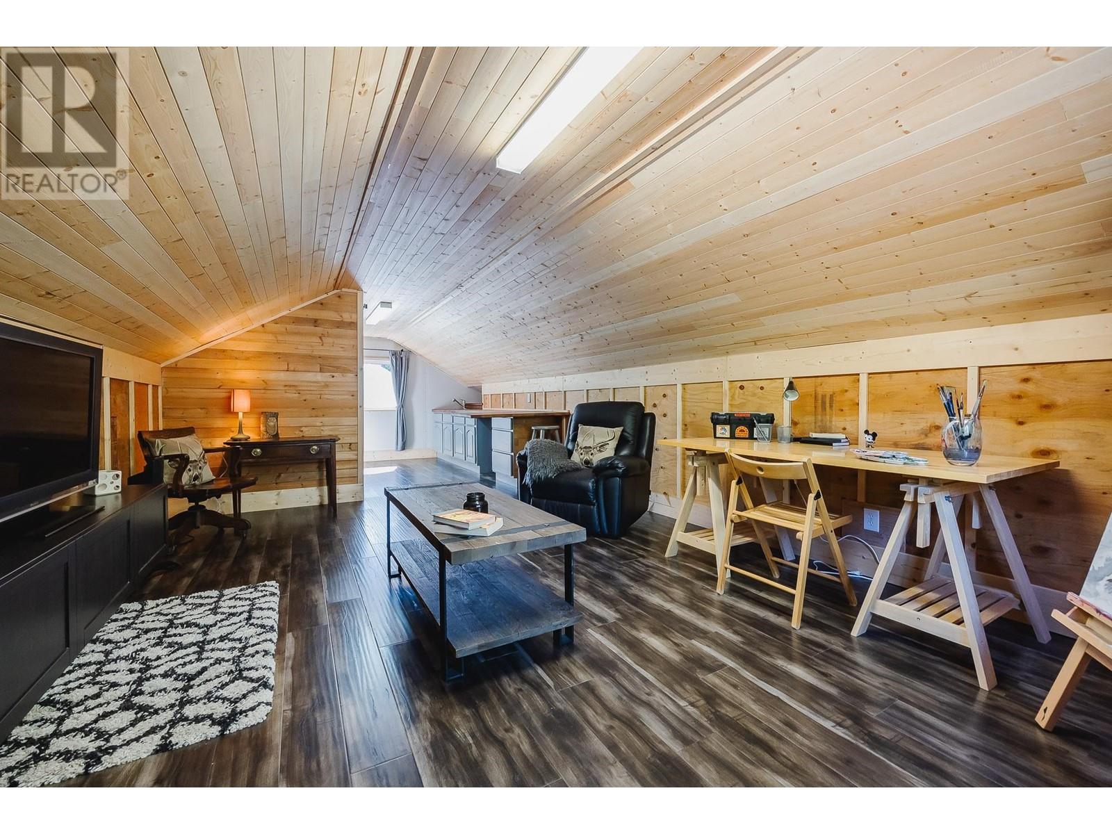 12240 Mcnutt Road, Maple Ridge, British Columbia  V2W 1N6 - Photo 33 - R2867702