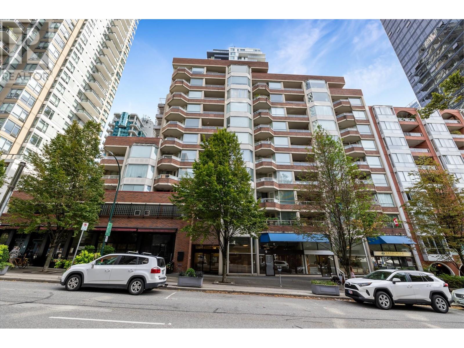 Listing Picture 23 of 26 : 508 1330 HORNBY STREET, Vancouver / 溫哥華 - 魯藝地產 Yvonne Lu Group - MLS Medallion Club Member