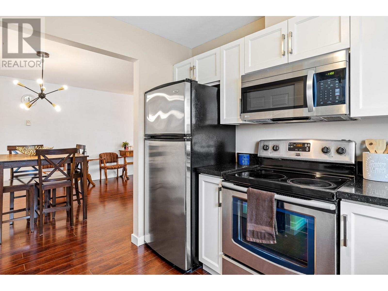 103 523 Whiting Way, Coquitlam, British Columbia  V3J 7W9 - Photo 4 - R2867681