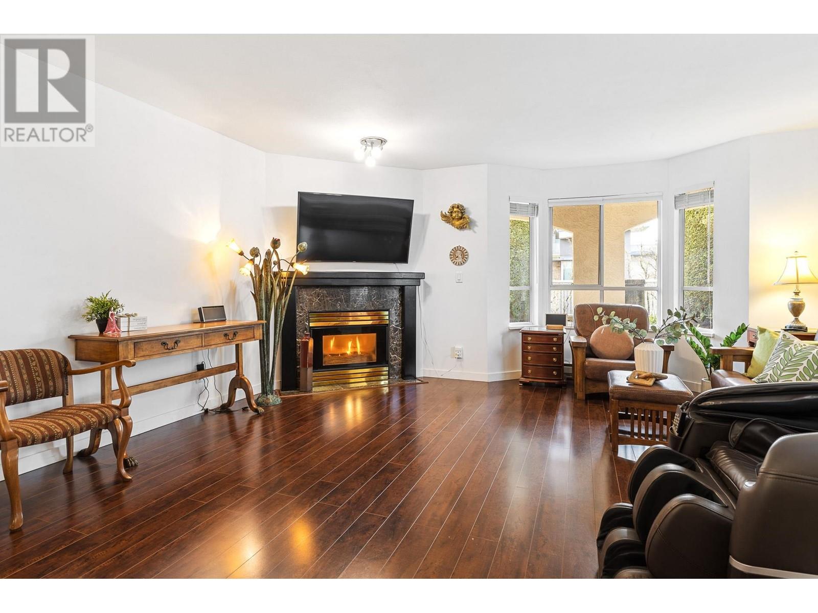 103 523 Whiting Way, Coquitlam, British Columbia  V3J 7W9 - Photo 8 - R2867681
