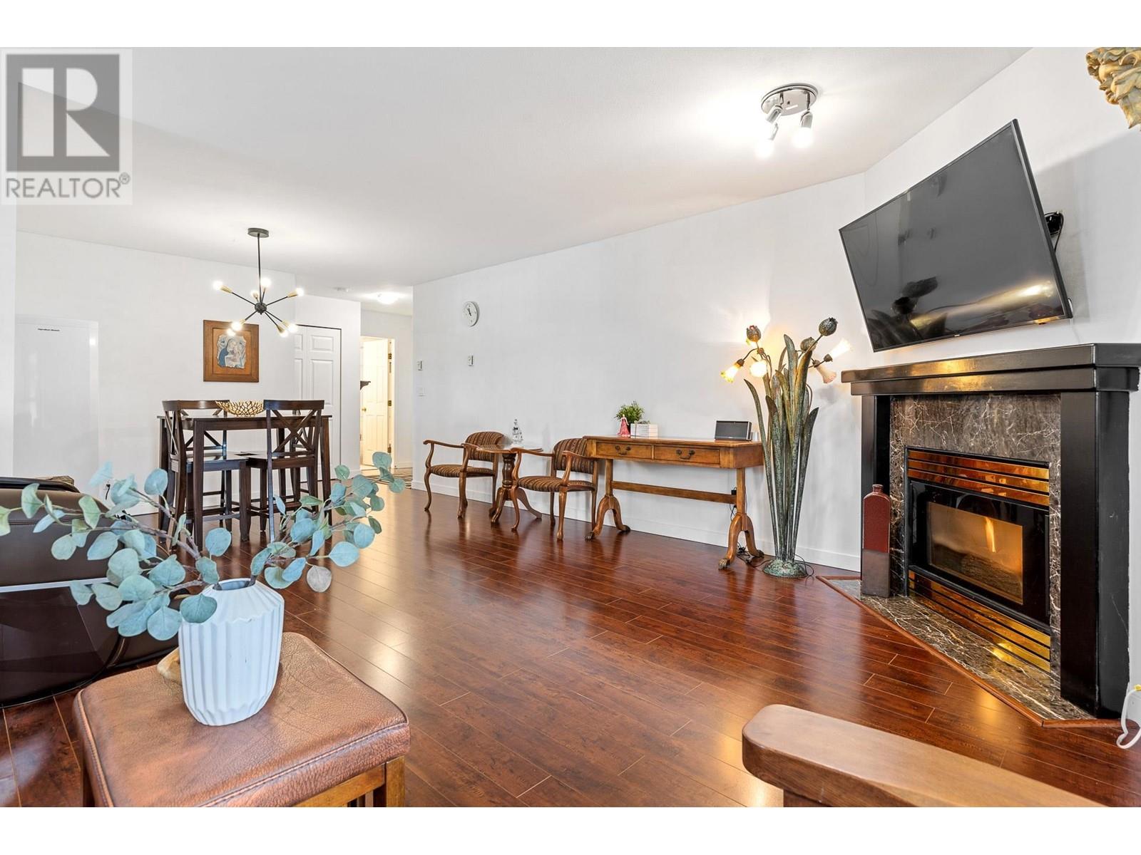 103 523 Whiting Way, Coquitlam, British Columbia  V3J 7W9 - Photo 10 - R2867681